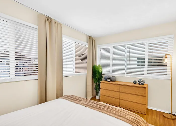 Prime Manhattan Beach 2Br Walk To Beach With Parking