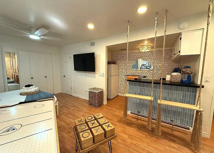 Beach Home With Gym And Cuddle Couch