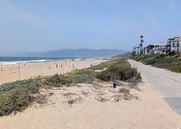 Steps To Beach Manhattan Beach 2 Bedroom Parking